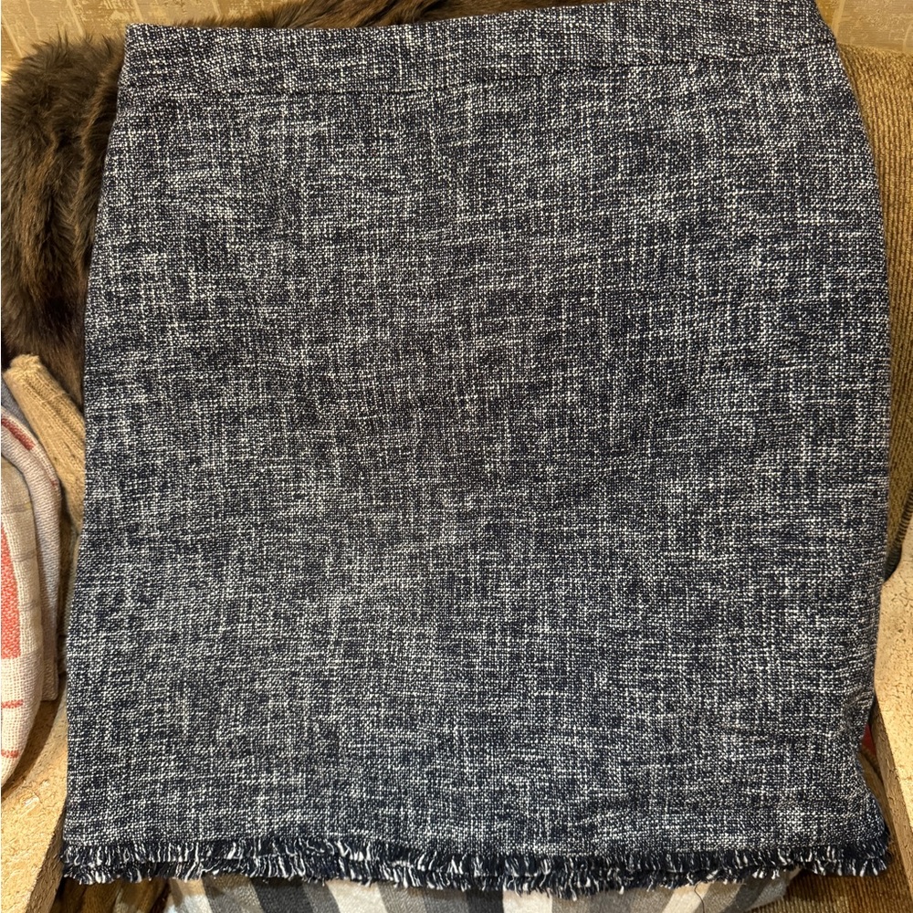 Brooks Brother Elegant Black Tweed Skirt $129